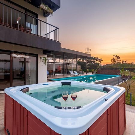 Stayvista At La Mer - Igatpuri ナーシク エクステリア 写真